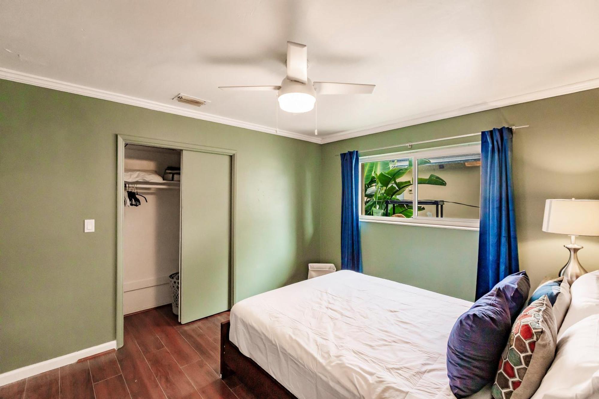 Bnb Hyperion - Updated 1B1B Hideaway - Sleeps 3 Голлівуд Екстер'єр фото