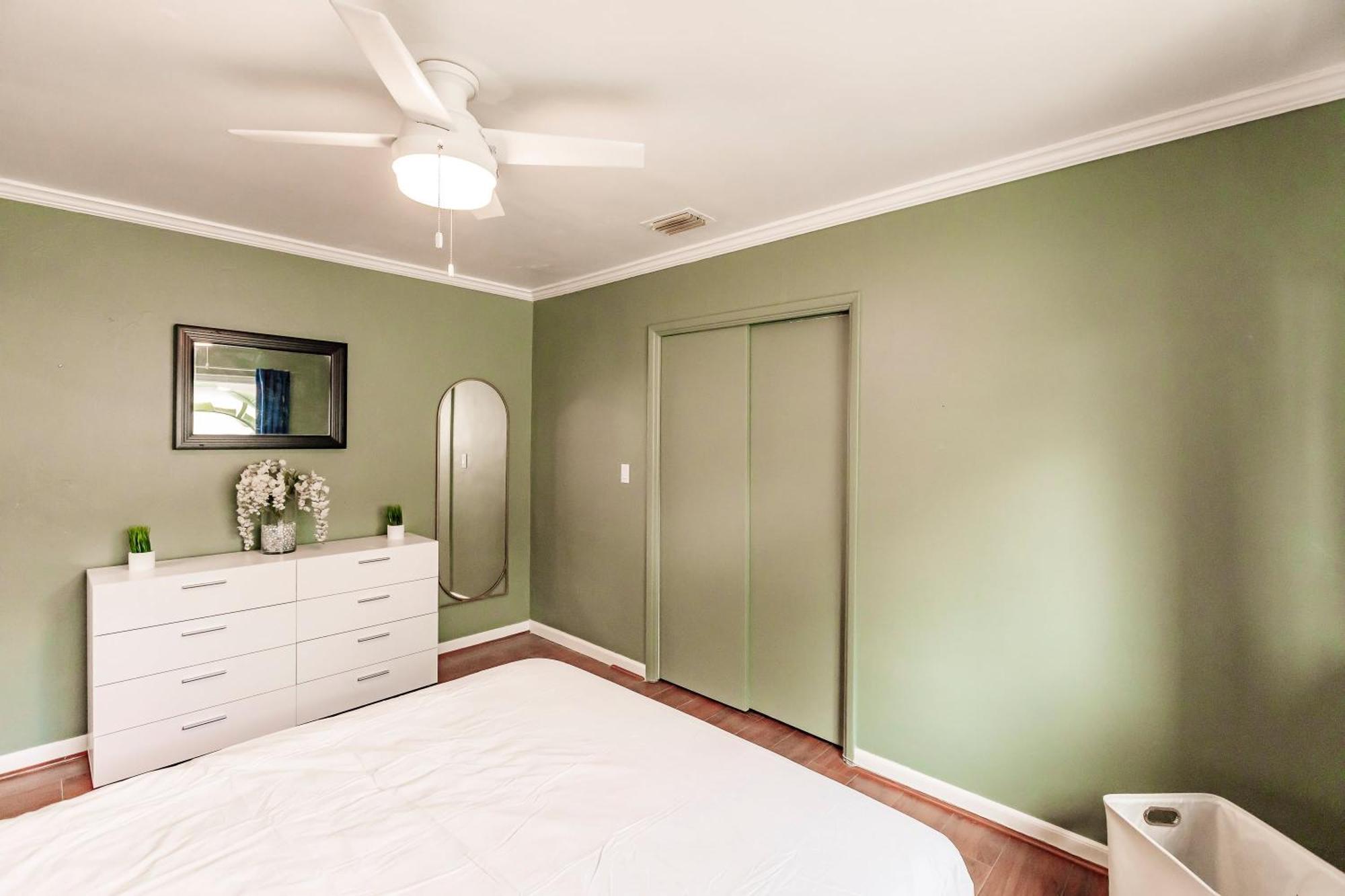 Bnb Hyperion - Updated 1B1B Hideaway - Sleeps 3 Голлівуд Екстер'єр фото