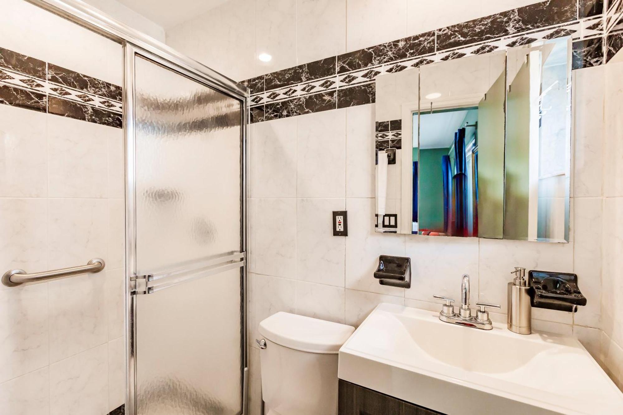 Bnb Hyperion - Updated 1B1B Hideaway - Sleeps 3 Голлівуд Екстер'єр фото